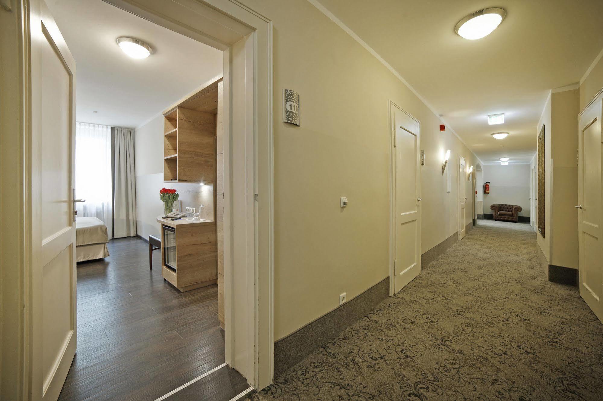 Haberstock 3*